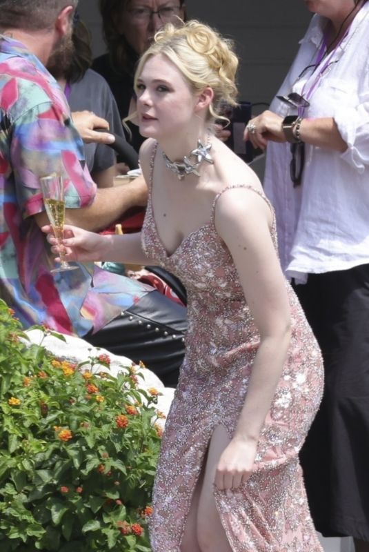 ELLE FANNING on the Set of Margo