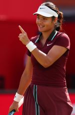 EMMA RADUCANU at First Round of HSBC Championship in London 06/10/2025