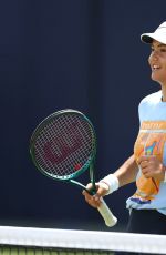 EMMA RADUCANU at Practice Session Prior to HSBC Championships in London 06/06/2025