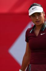 EMMA RADUCANU at Quarterfinal of HSBC Championships in London 06/13/2025