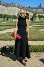 GILLIAN ANDERSON at Jacquemus Menswear Spring/Summer 2026 Show at Paris Fashion Week 06/29/2025