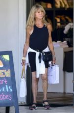 GOLDIE HAWN Out Shopping in Brentwood 05/31/2025