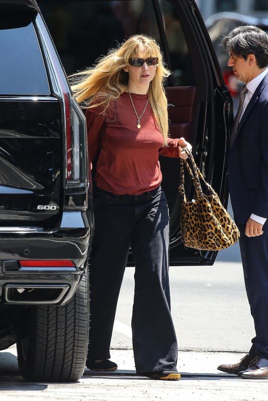 JENNIFER LAWRENCE Out and About in New York City 06/03/2025
