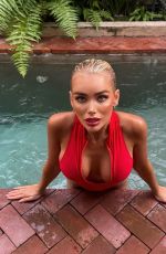 JULIA CAVANAGH - Instagram Photos and Video 06/25/2025