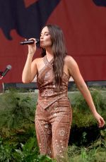 KACEY MUSGRAVES Performs at 2025 New Orleans Jazz & Heritage Festival in New Orleans 05/25/2025