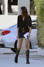 KAIA GERBER on a Date Night with Lewis Pullman at The Living Room in Los Angeles 06/20/2025