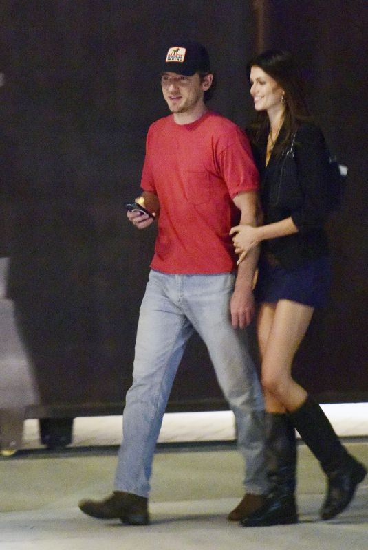 KAIA GERBER on a Date Night with Lewis Pullman at The Living Room in Los Angeles 06/20/2025