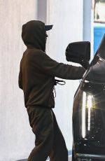KATY PERRY Leaves a Medical Spa Building in Los Angeles 05/30/2025