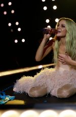 KELSEA BALLERINI Perorms Live On Tour in Nashville 01/31/2002