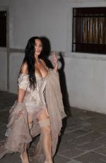 KIM KARDASHIAN Heading to Jeff Bezos Wedding Afterparty in Venice 06/28/2025