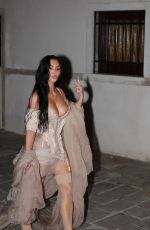 KIM KARDASHIAN Heading to Jeff Bezos Wedding Afterparty in Venice 06/28/2025