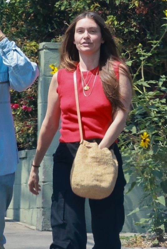 LAUREN PARSEKIAN Out for Lunch with a Friend in Los Angeles 06/06/2025