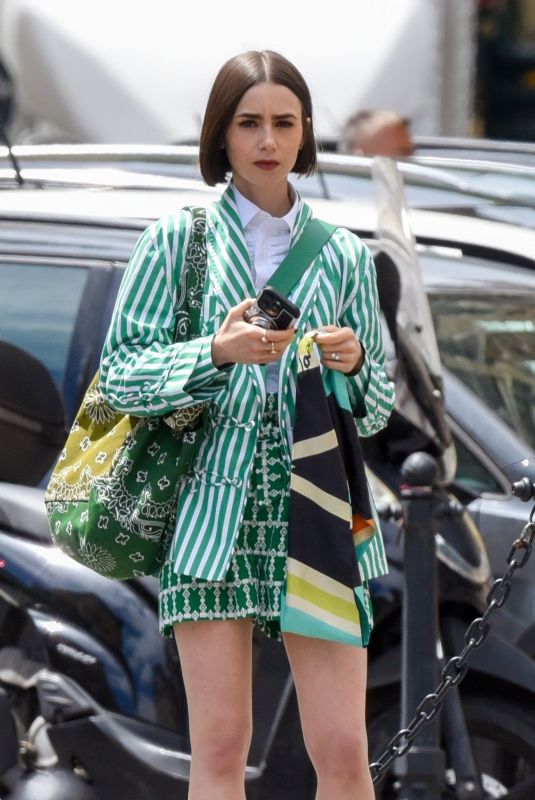 LILY COLLINS Filming for Emily in Paris in Rome 05/11/2025
