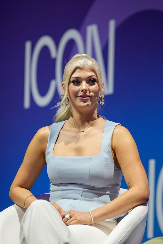 LOREN GRAY at International Conference About Influence in Lisbon 06/05/2025