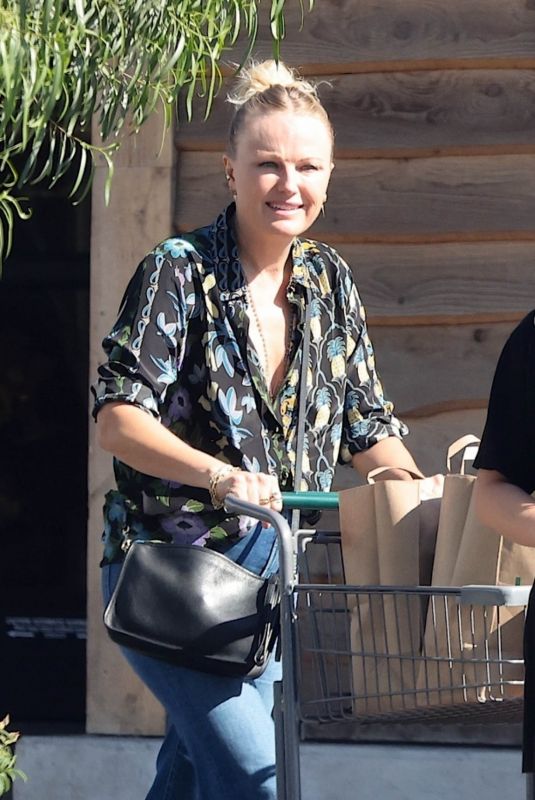 MALIN AKERMAN Shopping for Weekend Essentials at Lazy Acres in Los Feliz 05/31/2025