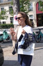 NATALIE PORTMAN Out and About in Paris 06/09/2025