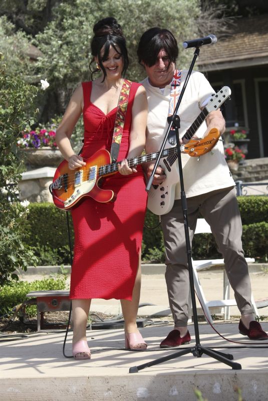 NATASHA and Martin BLASICK Perform at Sip & Unite Fundraiser in Orange County 05/31/2025