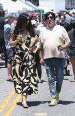 NATASHA and Martin BLASICK Shopping at Studio City Farmer