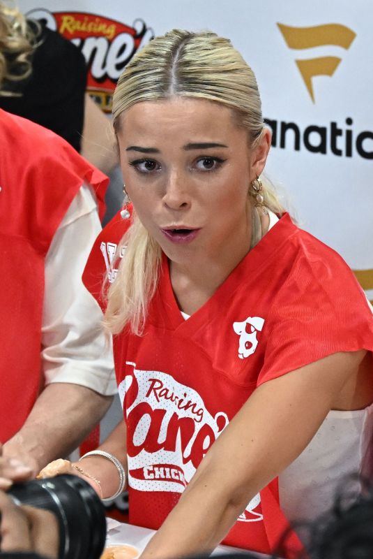 OLIVIA DUNNE at Fanatics Fest in New York City 06/20/2025