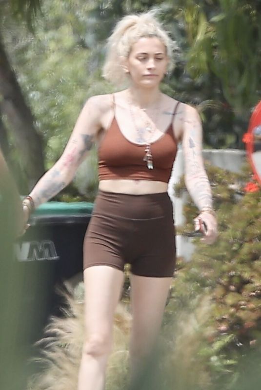 PARIS JACKSON OUt and About in Malibu 06/01/2025