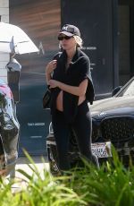 Pregnant KIMBERLY STEWART Heading to a Gym in Studio City 06/02/2025