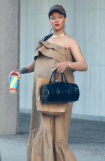 Pregnant RIHANNA Leaves FatBurger in Los Angeles 06/19/2025