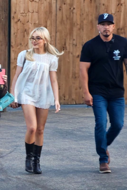 SABRINA CARPENTER Watching Olivia Rodrigo’s BST set at Hyde Park in London 06/27/2025