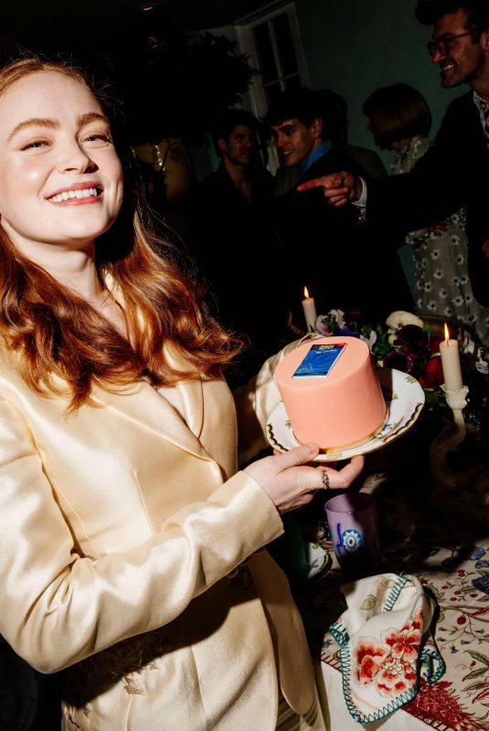 SADIE SINK - At Home in New York 06/03/2025