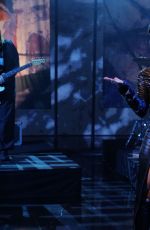 SHARON VAN ETTEN & The Attachment Theory Performs at Jimmy Kimmel Live 05/20/2025
