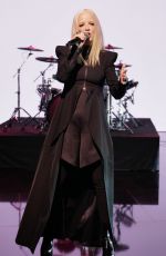 SHIRLEY MANSON Performs at Jimmy Kimmel Live 06/04/2025