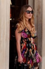 SYDNEY SWEENEY Leaves Harry
