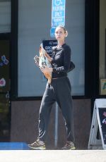 WHITNEY PORT Picks up Pet Supplies at Petco in West Hollywood 06/27/2025