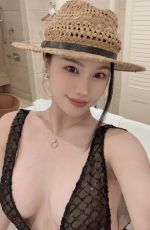 YUNYAN LIU - Instagram Photos 06/23/2025
