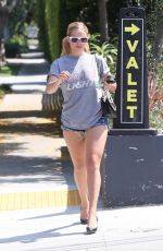 ADDISON RAE in Heels and Daisy Dukes Out Shopping at Lululemon in Los Angeles 07/14/2025