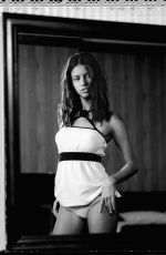 ADRIANA LIMA for Elle Italy, June 2003