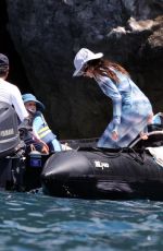 ANNE HATHAWAY with Her Family on Amalfi Coast 07/06/2025