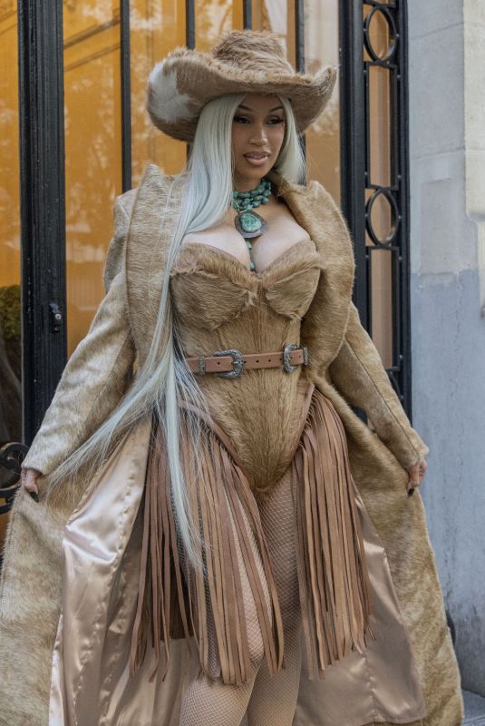 CARDI B Out and About in Paris 05/22/2025