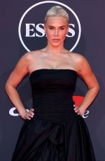 CJ PERRY at 2025 ESPY Awards in Hollywood 07/16/2025