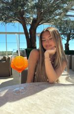 COCO QUINN - Instagram Photos 07/25/2025