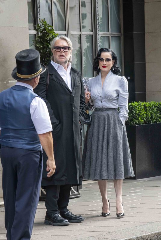 DITA VON TTESE Out for Lunch with David Downton in London 07/09/2025