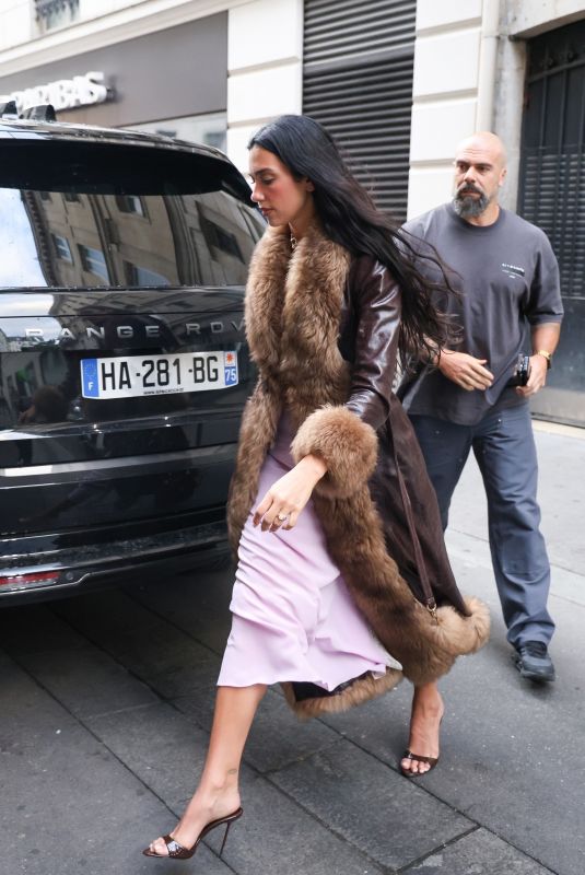 DUA LIPA Out for Dinner at Dojo Japanese Restaurant in Paris 07/06/2025