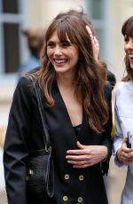 ELIZABETH OLSEN Arrives at Patou Fashion Show in Paris 07/06/2025