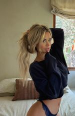 EMILY ELIZABETH - Instagram Photos 07/07/2025