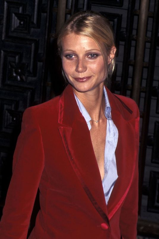 GWYNETH PALTROW at MTV Awards at Radio City Music Hall in New York City 09/04/1996