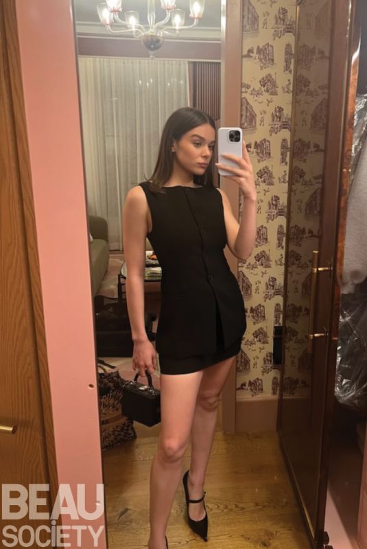 HAILEE STEINFELD - Instagram Photos 07/26/2025