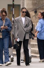 HAILEE STEINFELD Out and About in Paris 07/08/2025