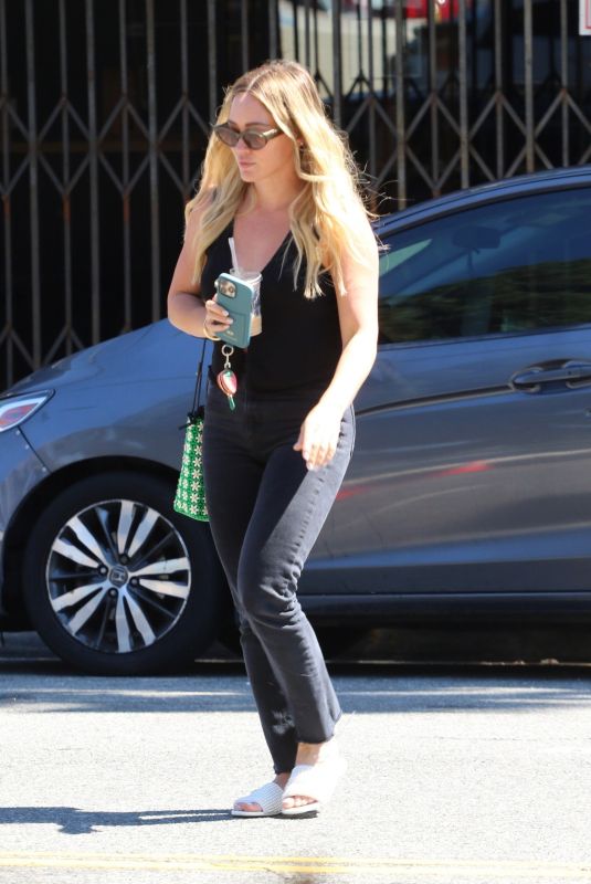 HILARY DUFF Out for a Lunch Meeting in Los Angeles 07/09/2025