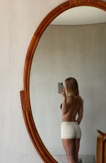 ILONA ARSENTIEVA - Instagram Photos 07/17/2025