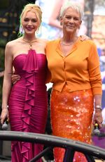 JAMIE LEE CURTIS and LINDSAY LOHAN at Purple Carpet for Freakier Friday in Mexico City 07/24/2025