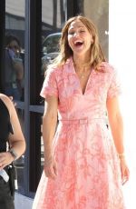 JENNIFER GARNER and REGINA HALL on the Set of The Five-star Weekend in Studio City 07/08/2025